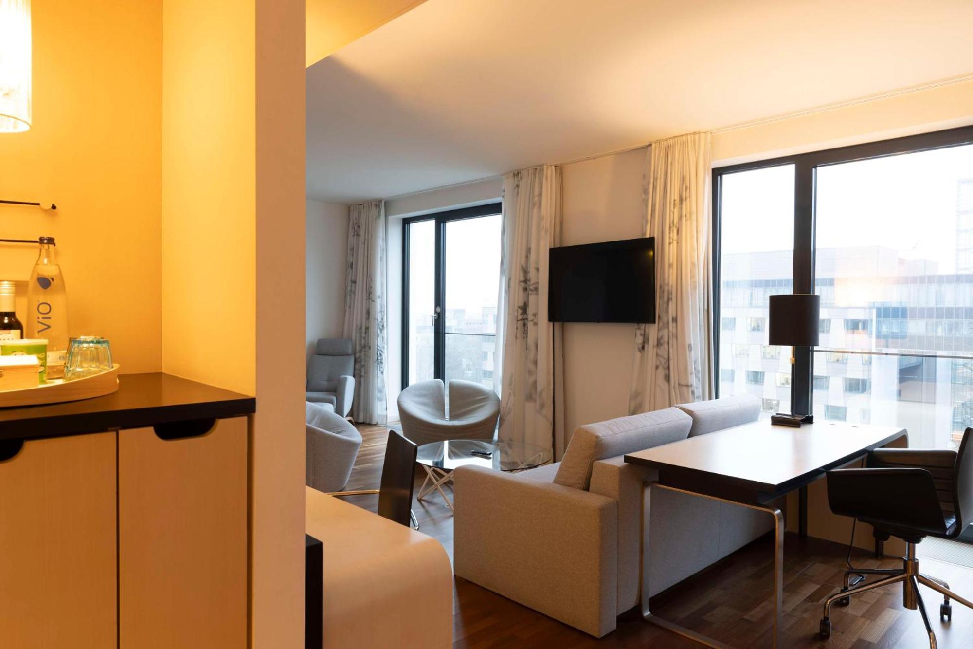 Hotel Scandic Potsdamer Platz 4*